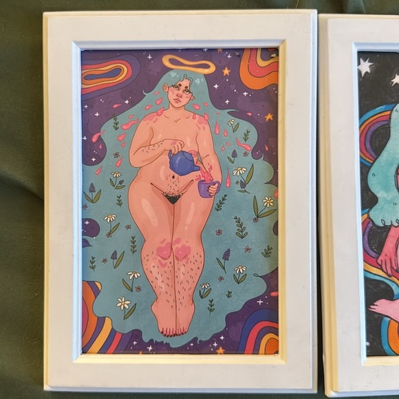 Stylized White Drawing Illustrations with Graceful Poses - Picture 2 of 5